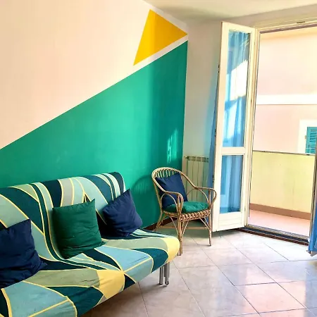 Apartamento Triangle Apartment In Spotorno